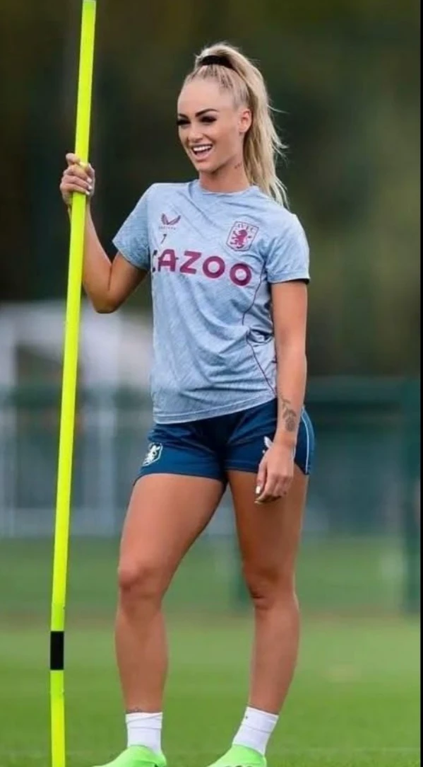 Alisha Lehmann thumbnail