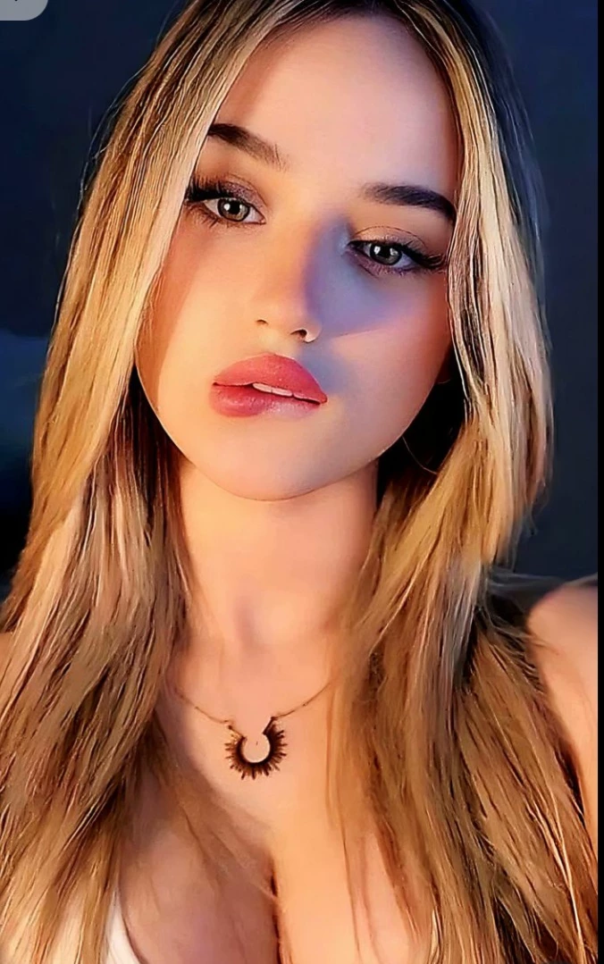 Clara thumbnail