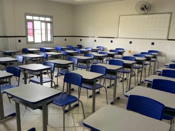 Brazilian public school thumbnail