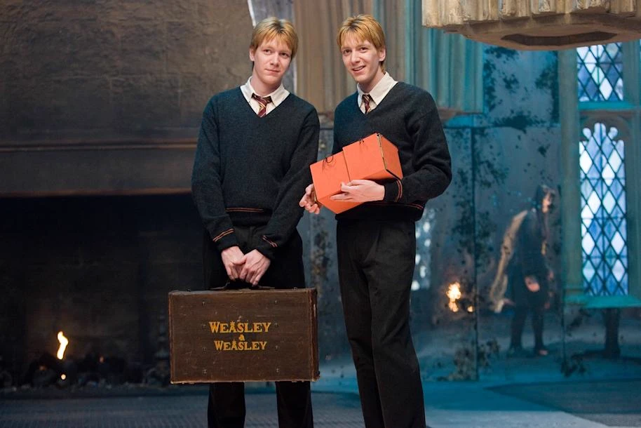 Fred and George Weasley thumbnail
