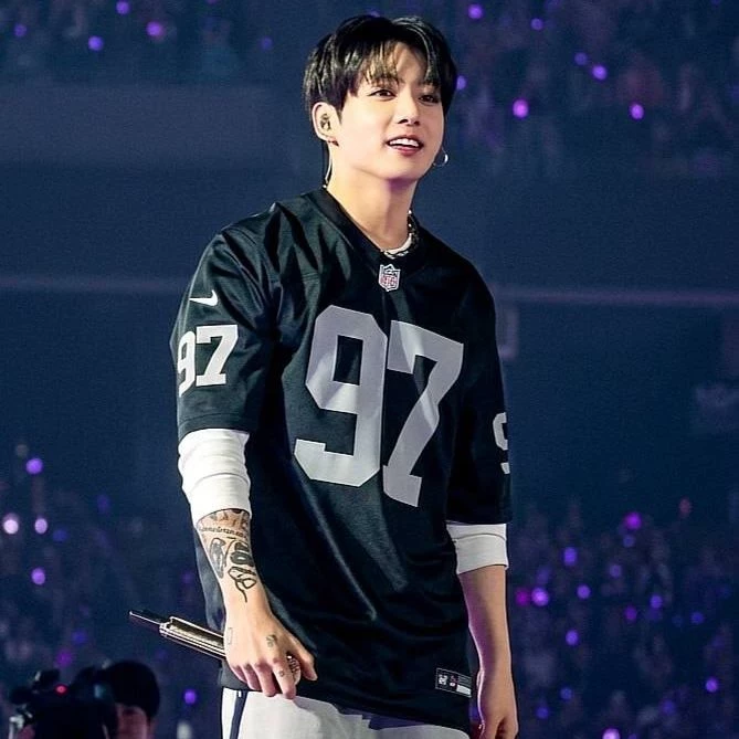 Jeon Jungkook thumbnail
