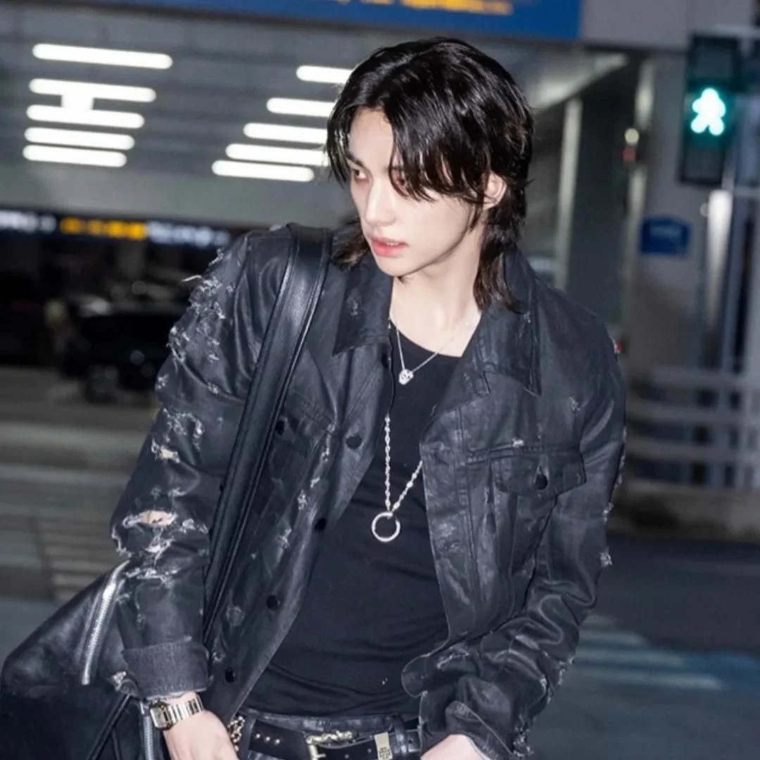 Hyunjin thumbnail