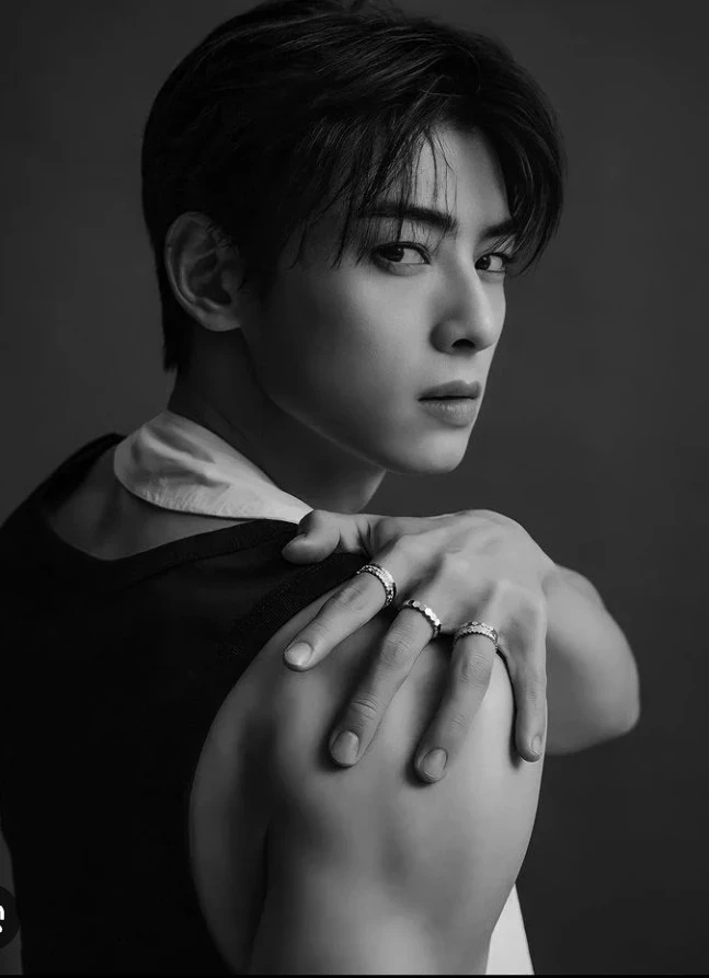 Cha Eun Woo thumbnail