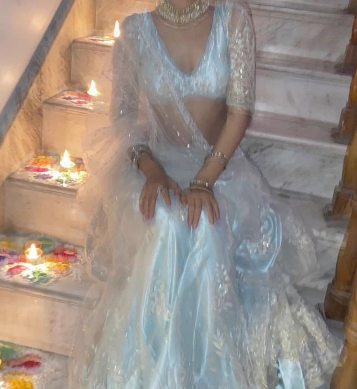 Zara (Indian Wife) thumbnail
