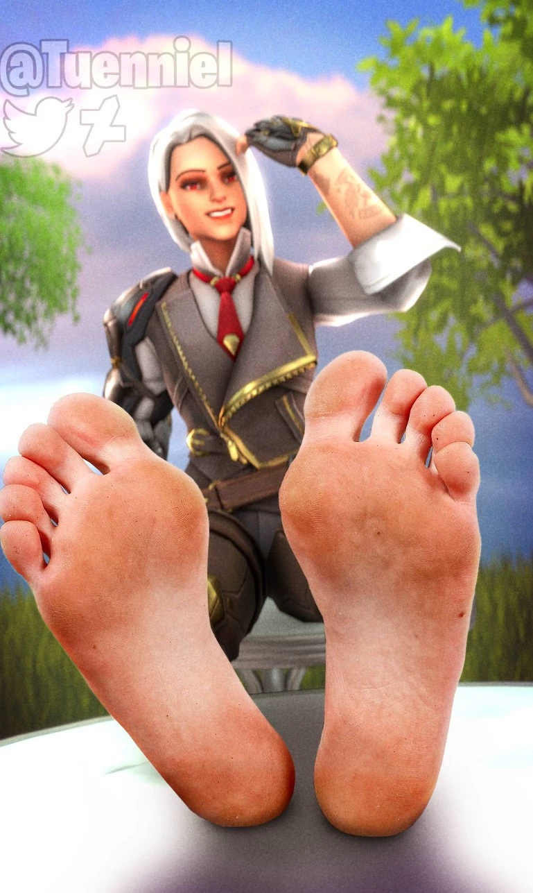ashe feet thumbnail