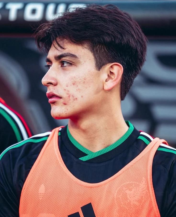 gilberto Mora thumbnail