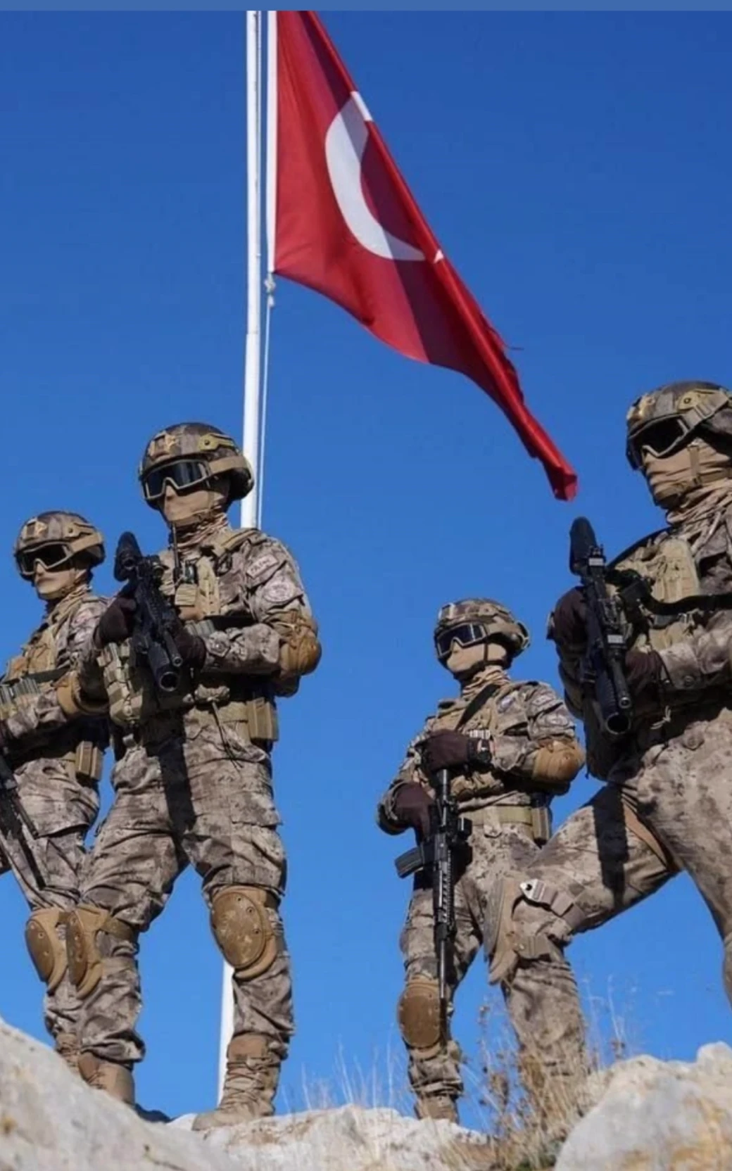 Military Special Operations / Claret red berets 🇹🇷 thumbnail