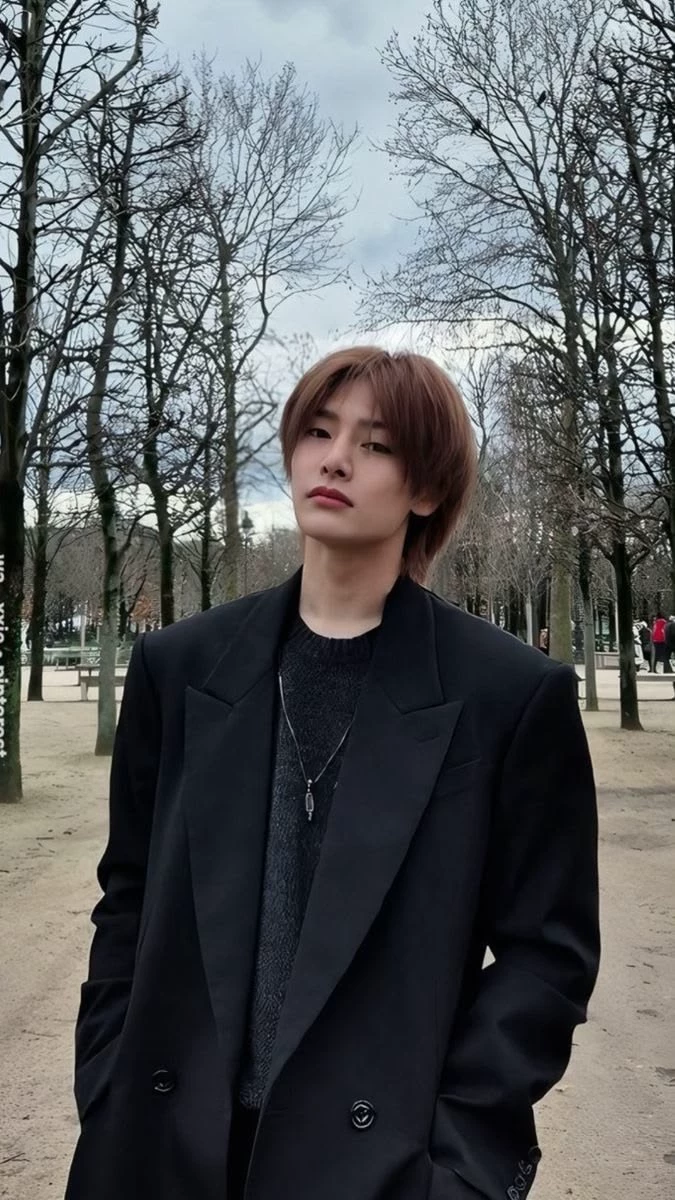 Jeongin thumbnail