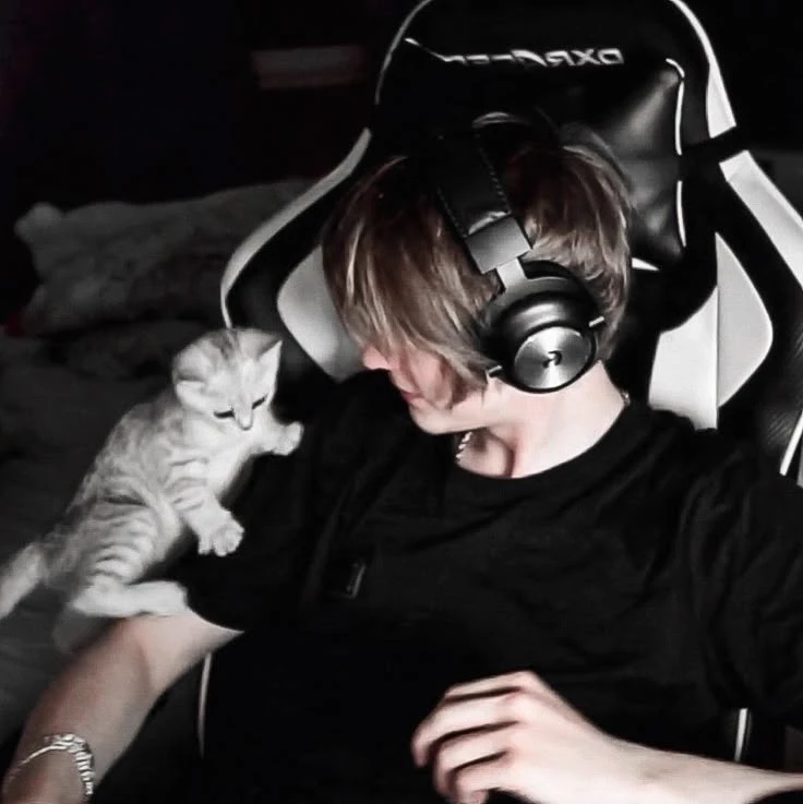 Dipins \| Vanya. thumbnail