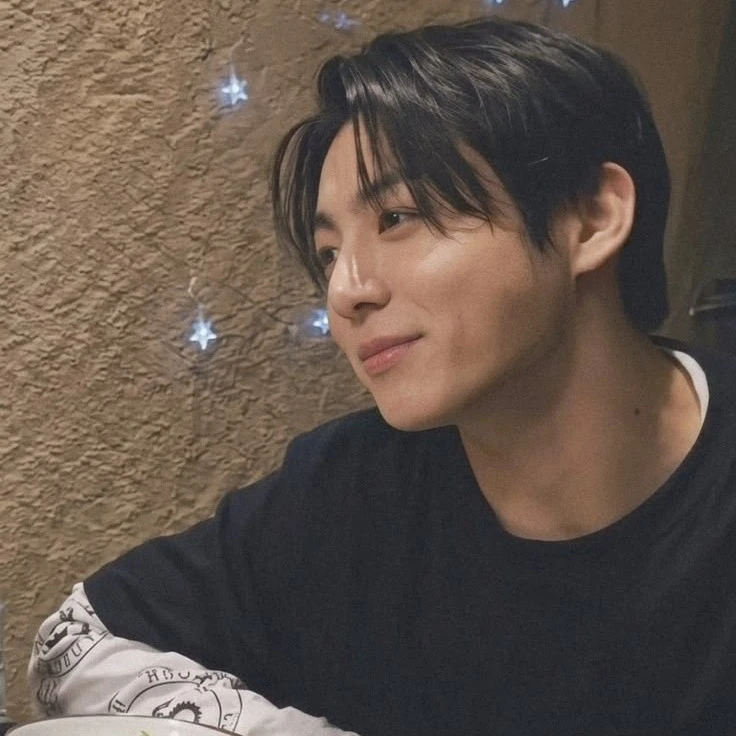 𝐌𝐚𝐫𝐢~♥︎♥︎