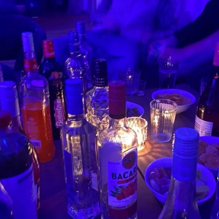 Your crush's party in her house thumbnail