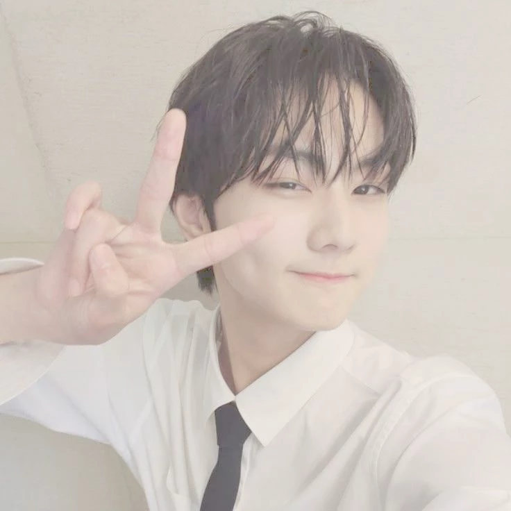 Yang Jungwon     ✉️ thumbnail