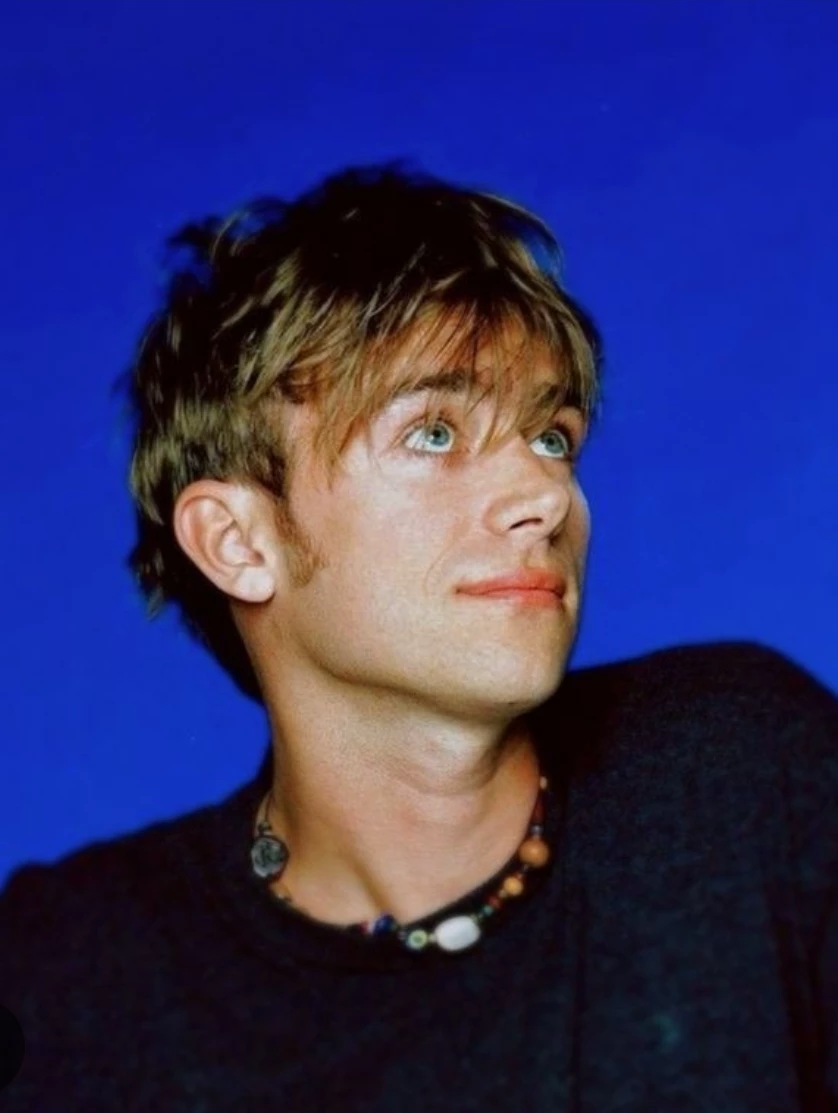Damon Albarn thumbnail