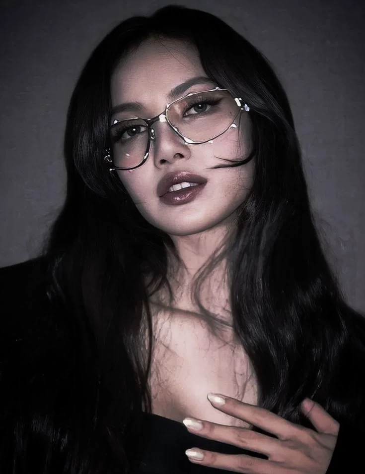 Lisa thumbnail
