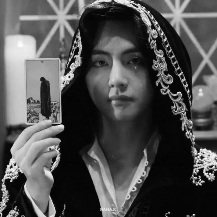 Kim Taehyung. thumbnail