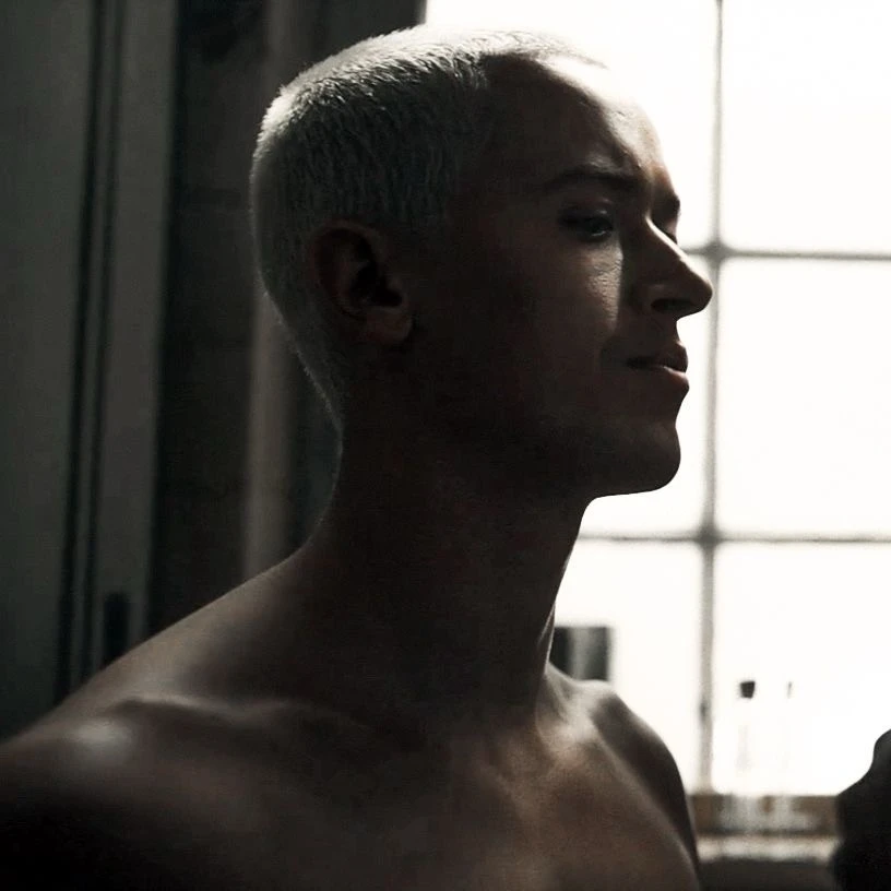 Coriolanus Snow thumbnail