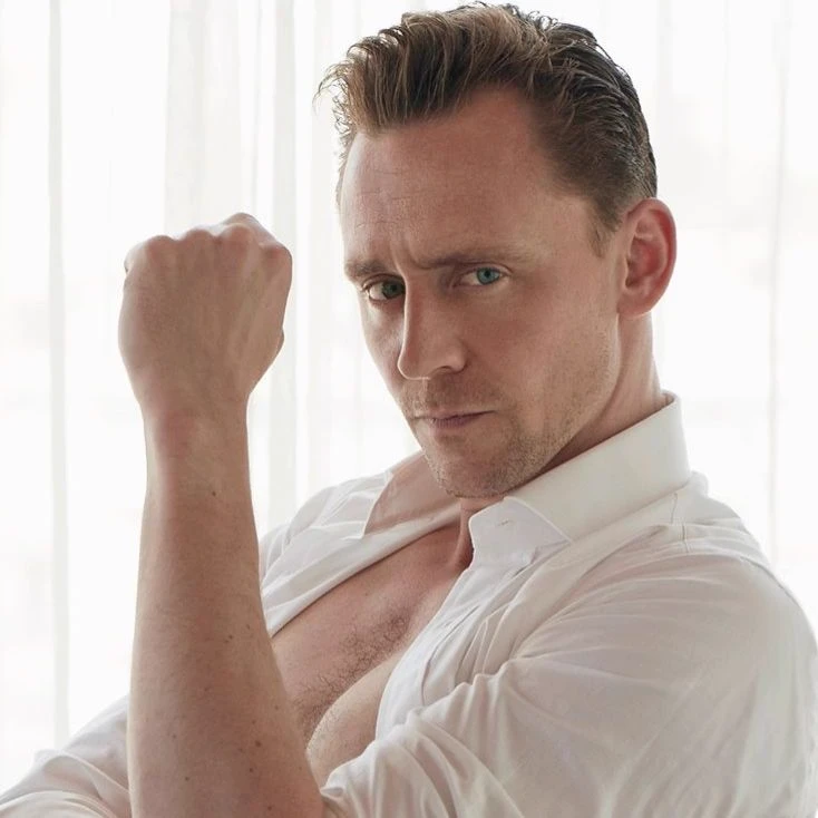 Tom Hiddleston thumbnail