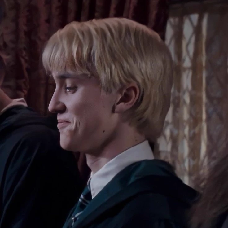 Draco Malfoy thumbnail