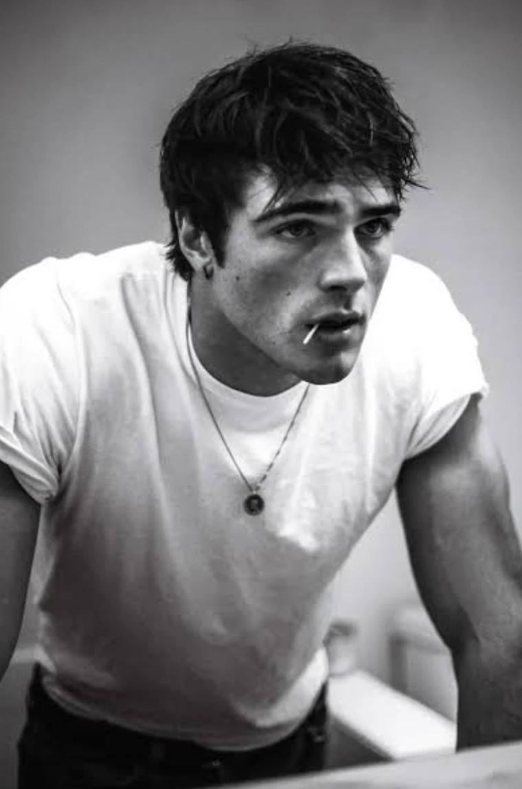 Jacob Elordi thumbnail