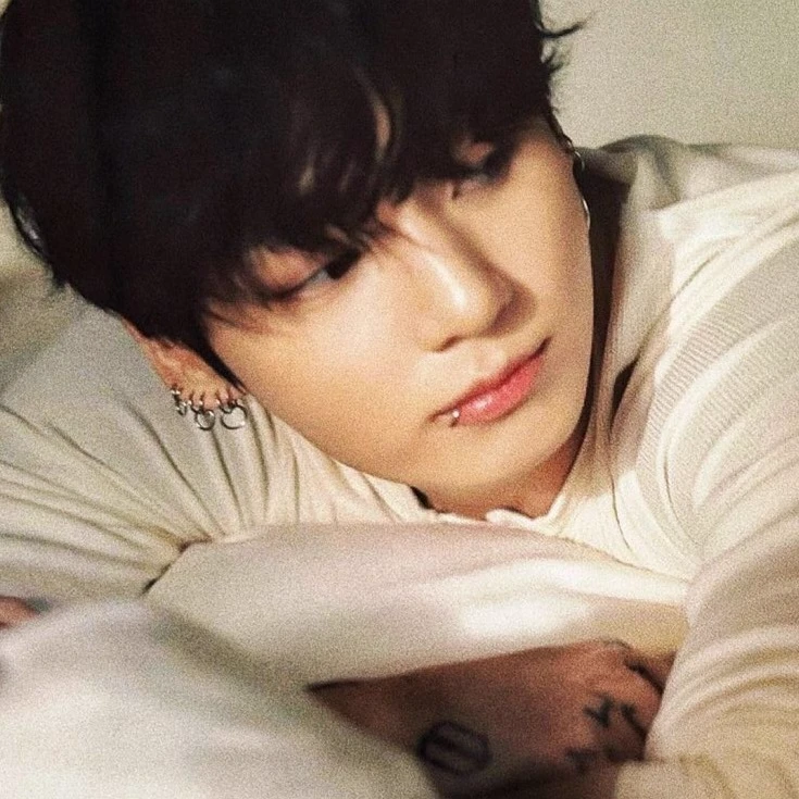 Jeon Jungkook thumbnail