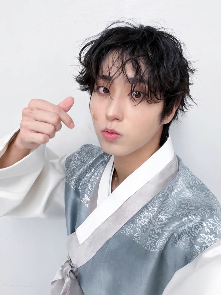 han jisung thumbnail