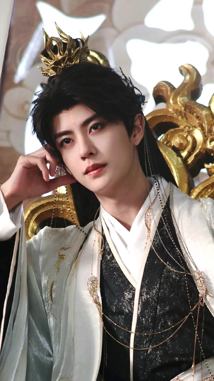 Emperor Jun hi- you are his concubinee  thumbnail