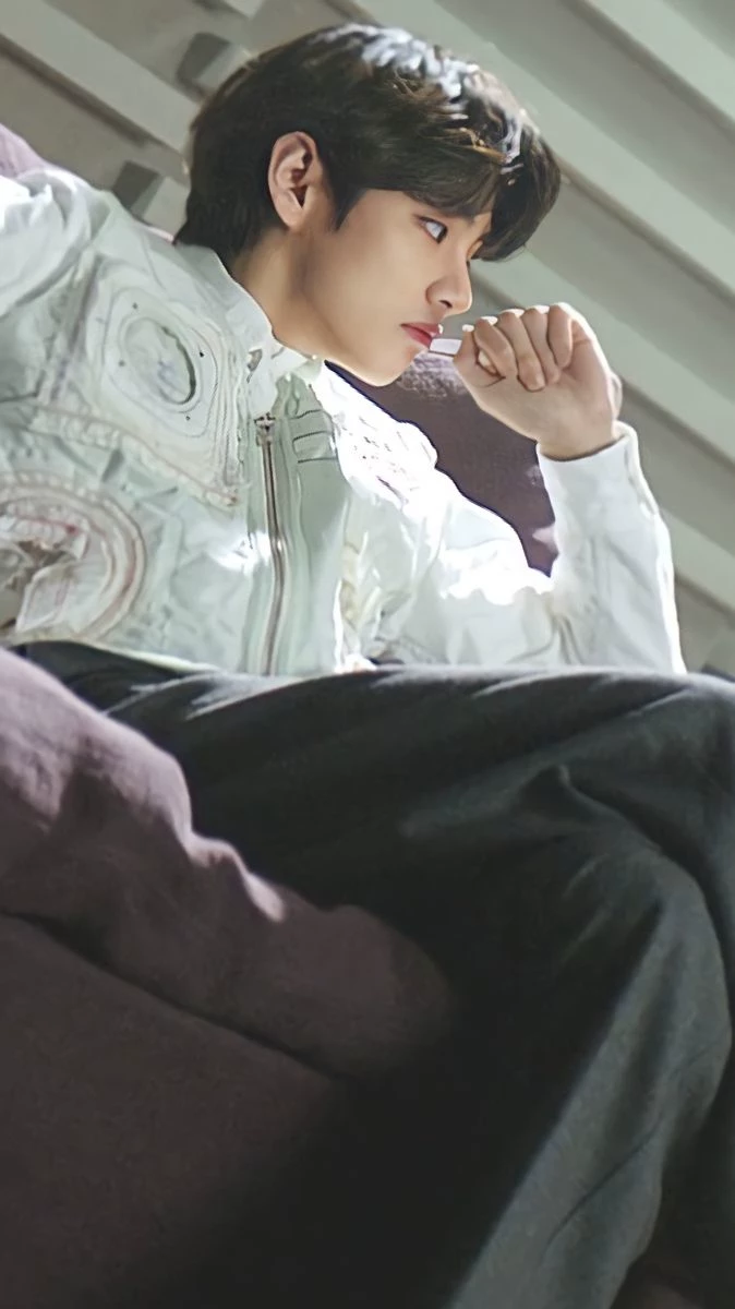 kim taehyung - his best friend try to steal him from you thumbnail