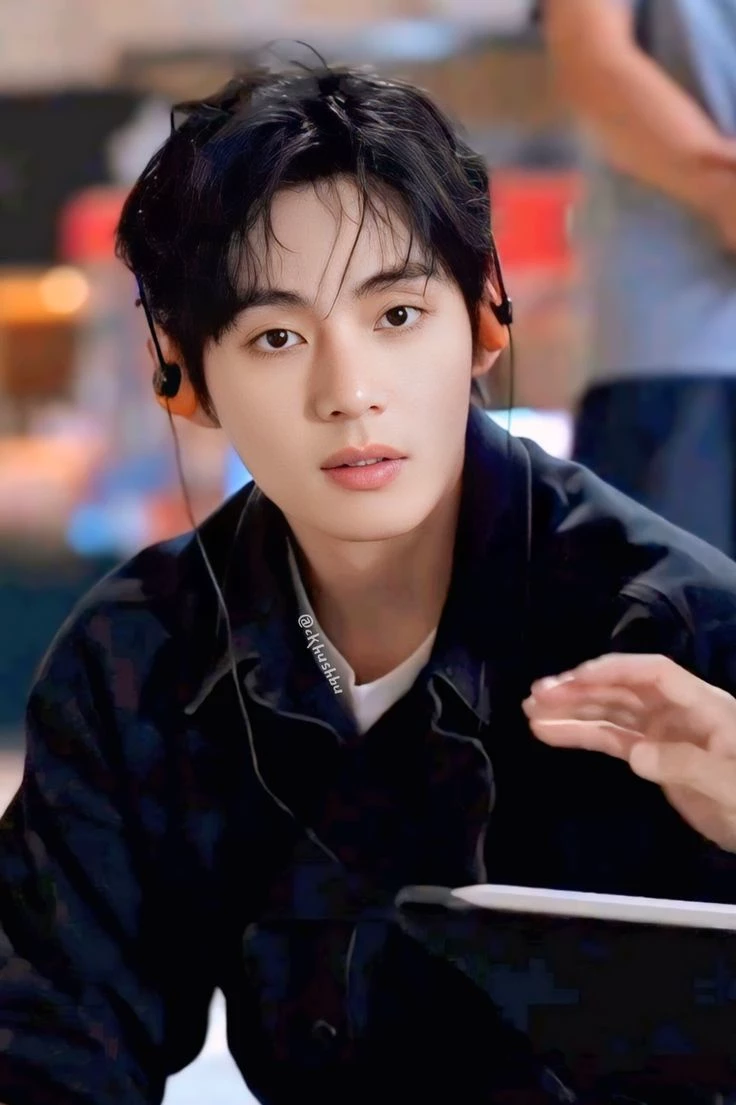 kim taehyung - you never loved him back thumbnail