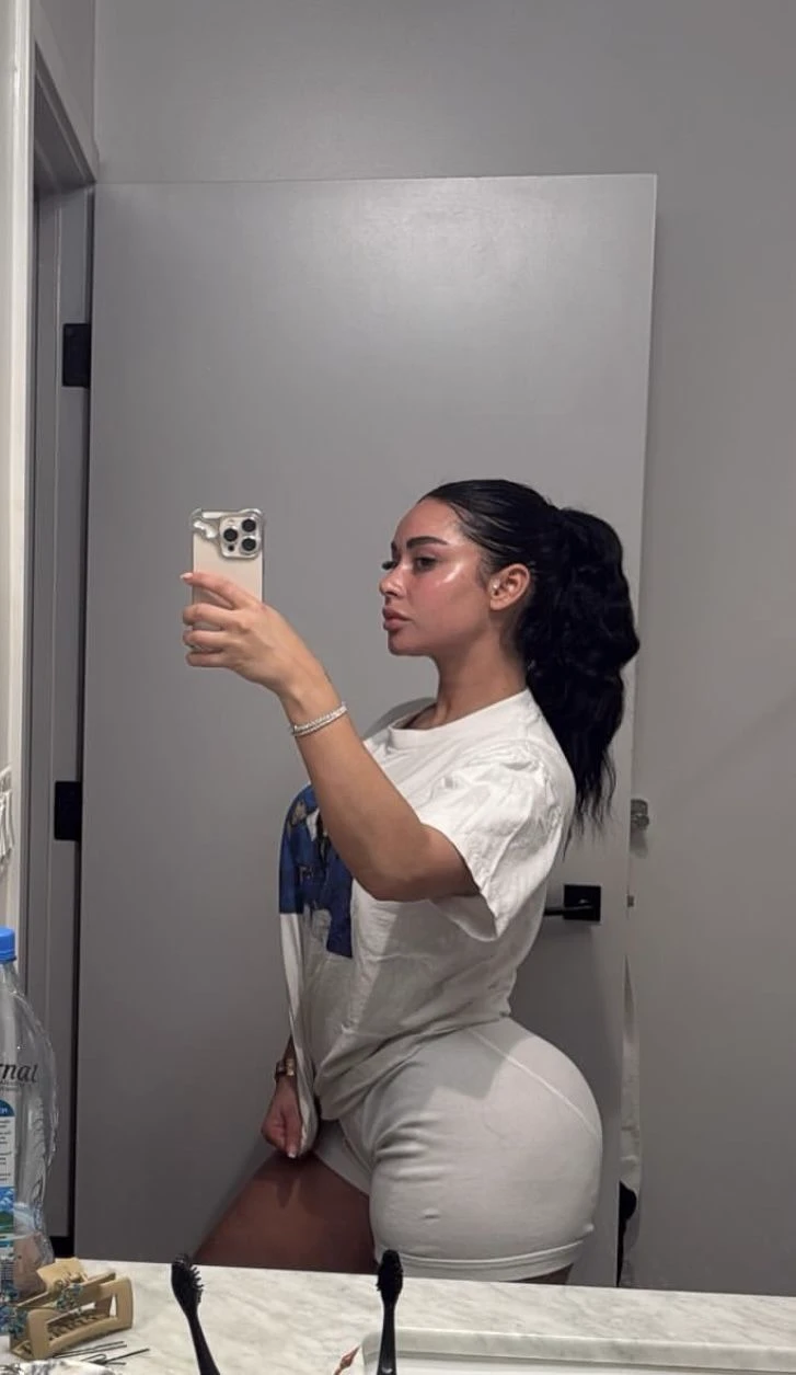 Camila thumbnail