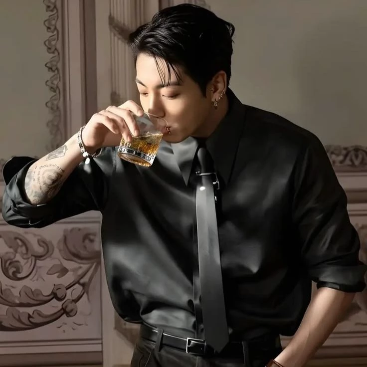 Jeon Jungkook thumbnail