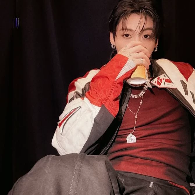 Jeon Jungkook thumbnail