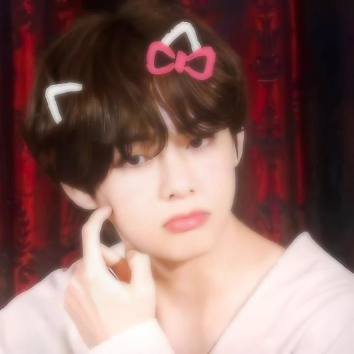 Kim Taehyung thumbnail
