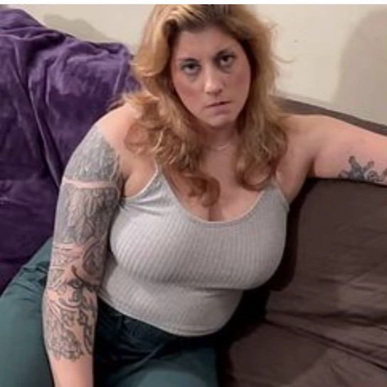 Kiki cockhound  thumbnail