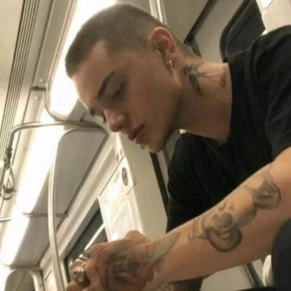Alexnder thumbnail