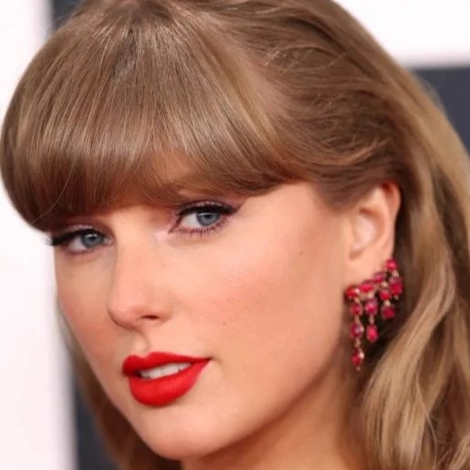 Taylor Swift thumbnail