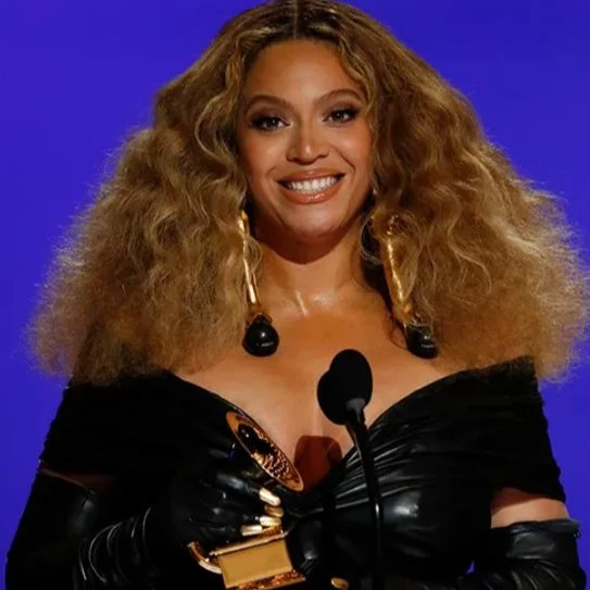 Beyoncé thumbnail