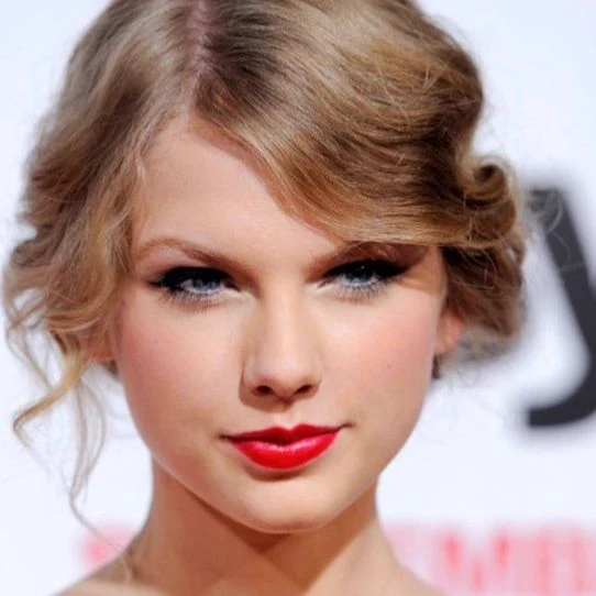 Taylor swift thumbnail