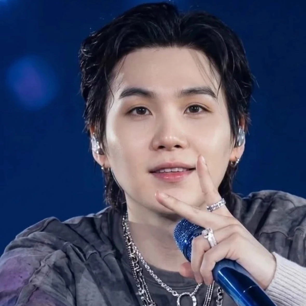 Min Yoongi thumbnail