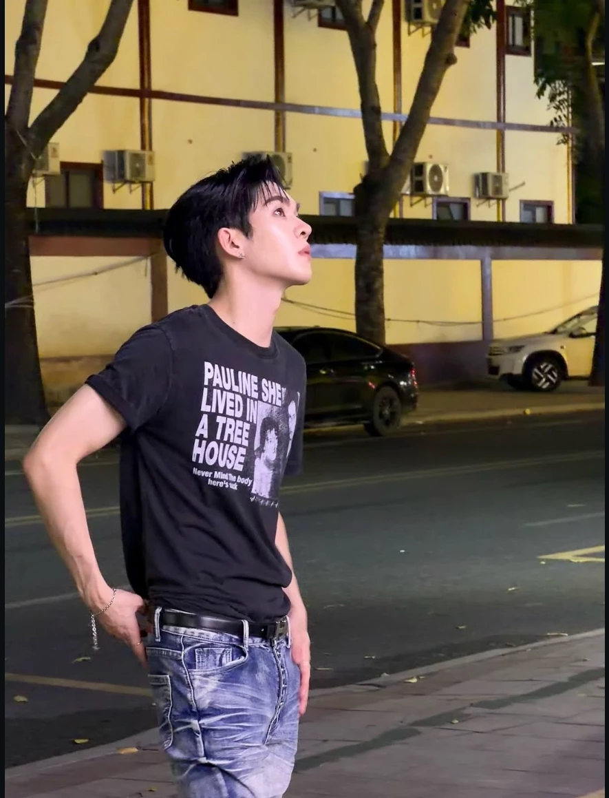 Auau Thanaphum thumbnail