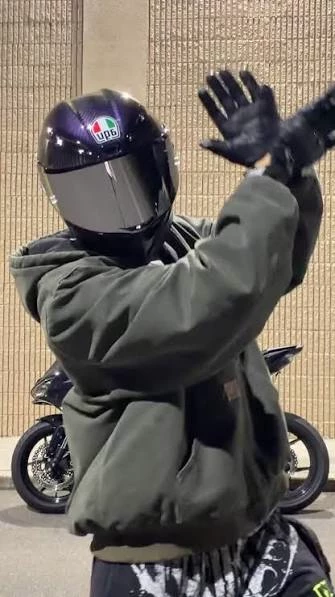~ Gerry ~ (your local idiot biker guy) thumbnail