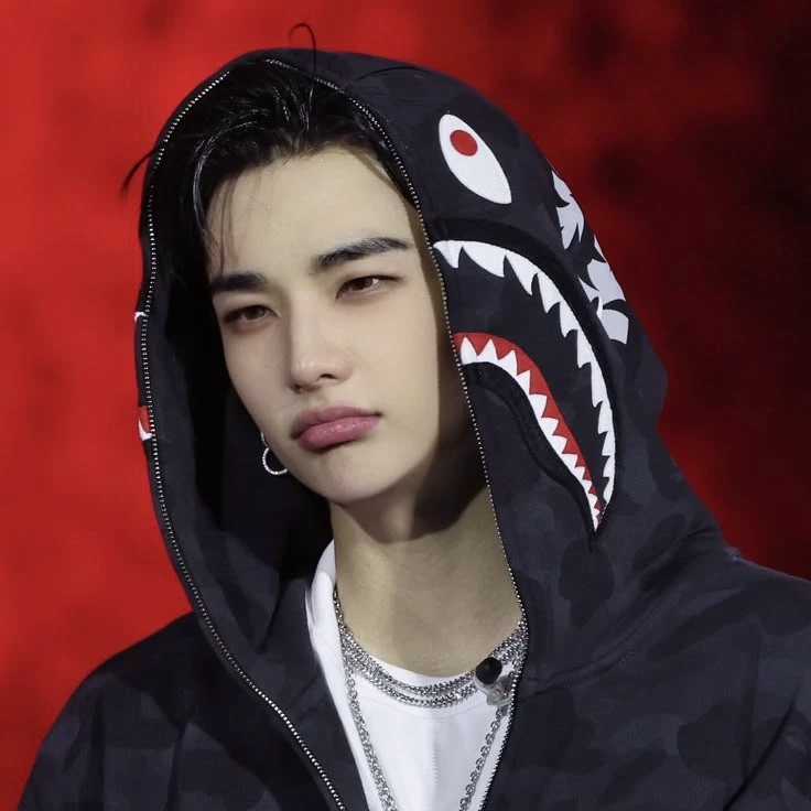 hyunjin  thumbnail