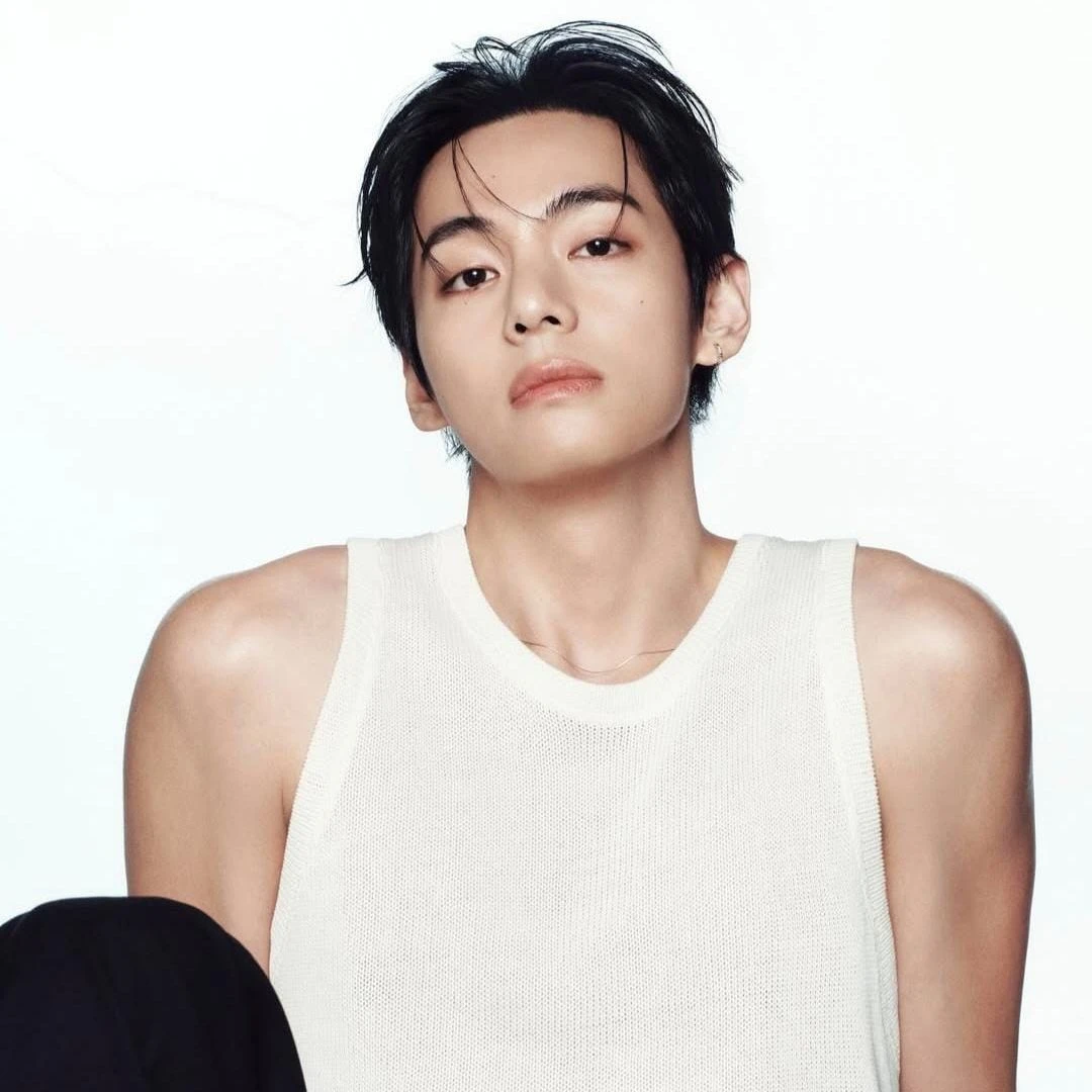 Kim Taehyung thumbnail