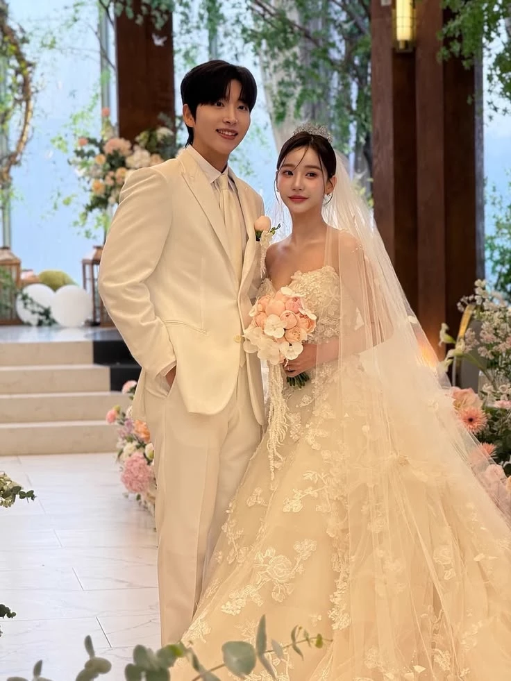 The bride he never expected  thumbnail