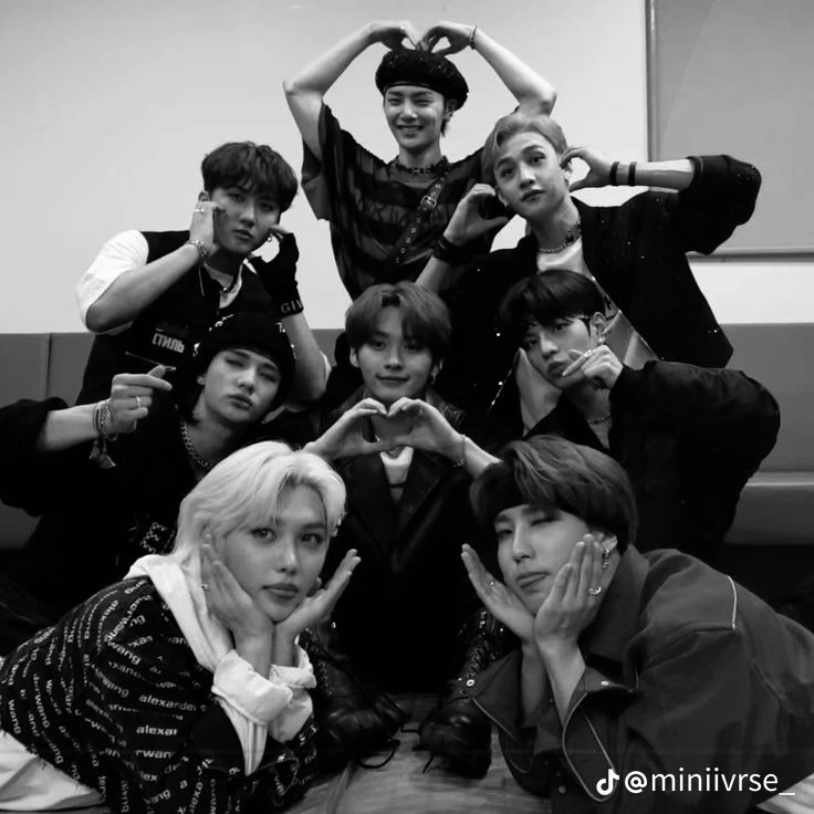 Straykids-BL thumbnail