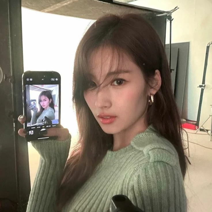 Sana thumbnail