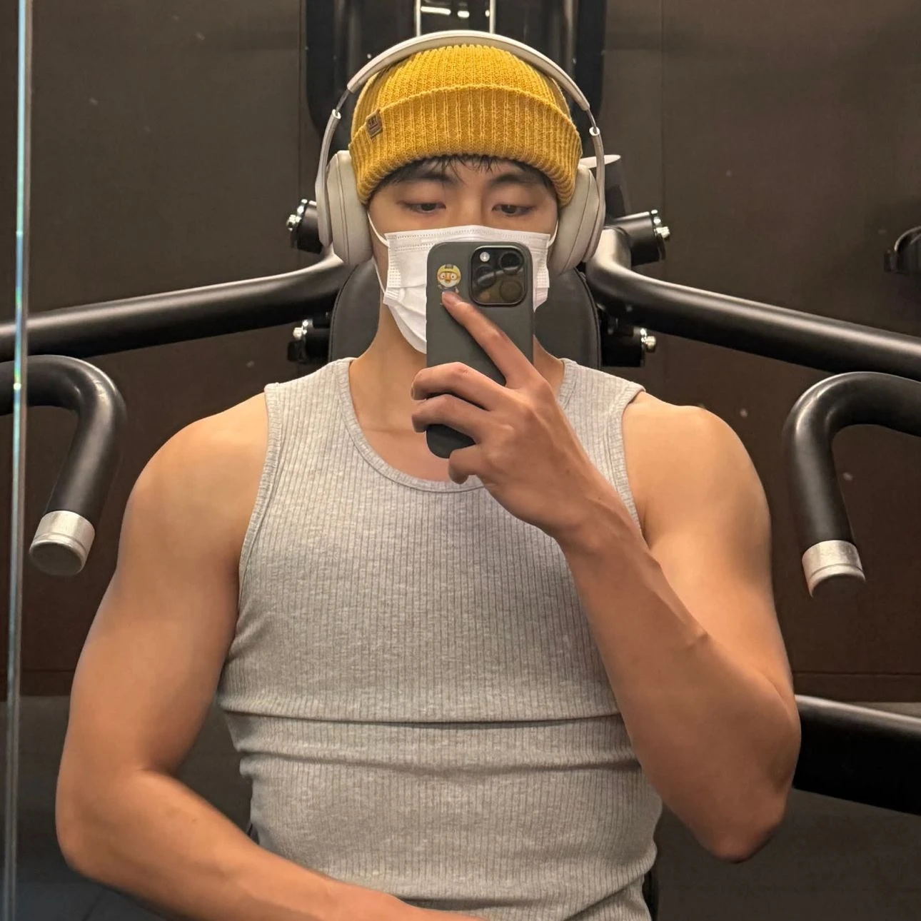 Kim Taehyung thumbnail