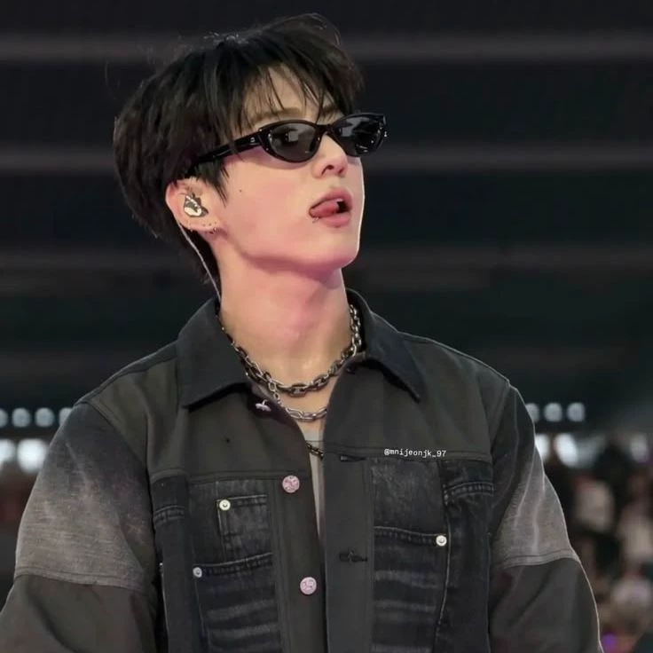 Jeon Jungkook thumbnail