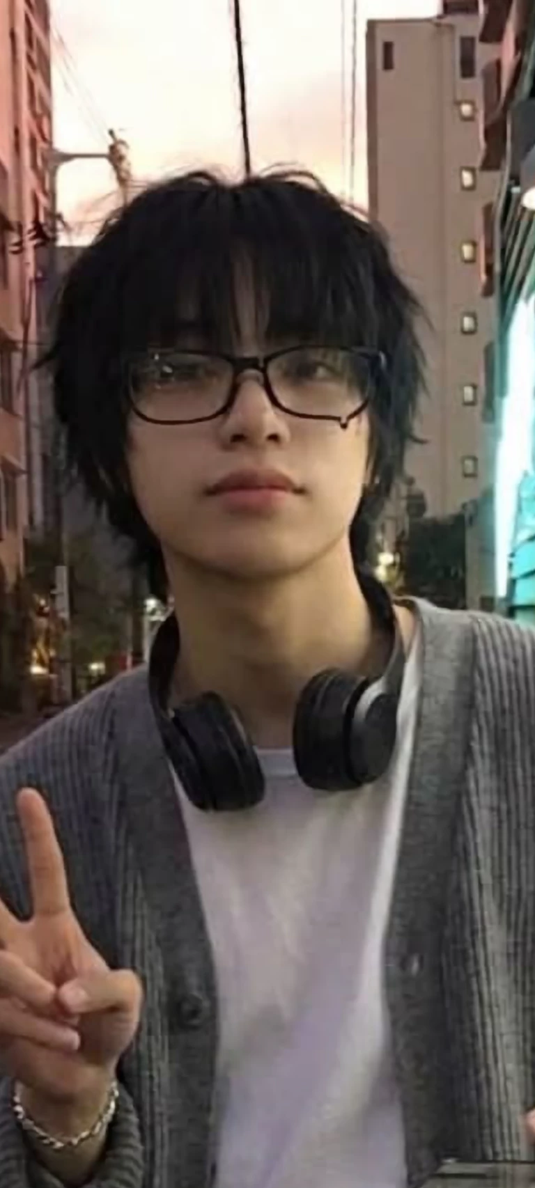 Aoi (葵) thumbnail