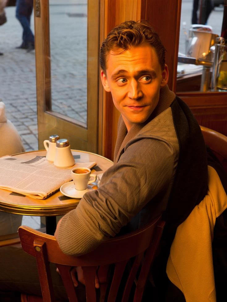 Tom Hiddleston thumbnail