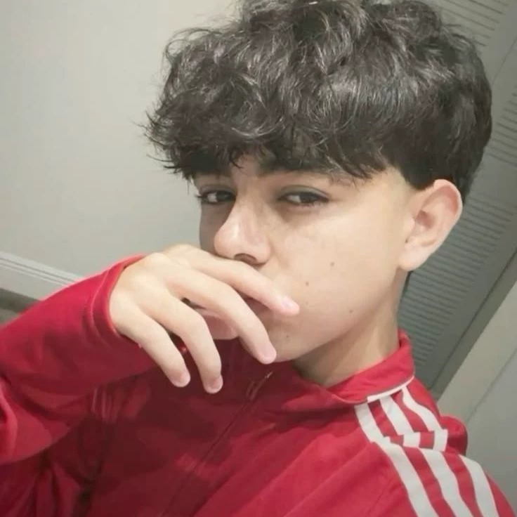 leo thumbnail